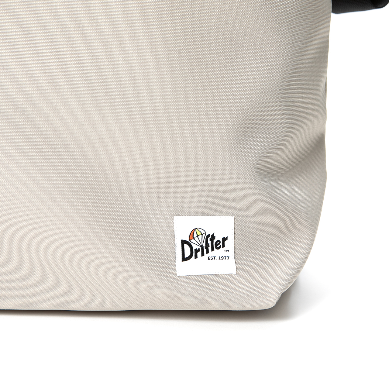 drifter-plain-shoulder-bag